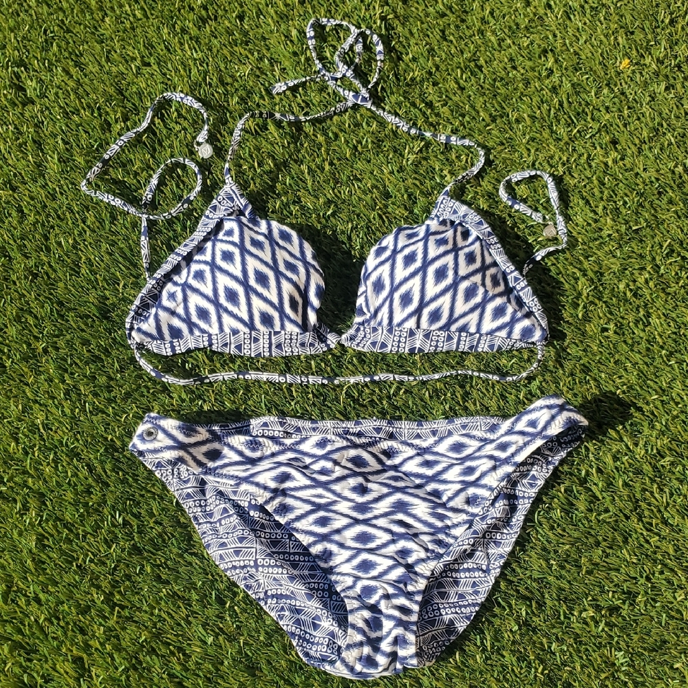 Sperry Women Bikini Blue and White Geometric Triangle Swimwear